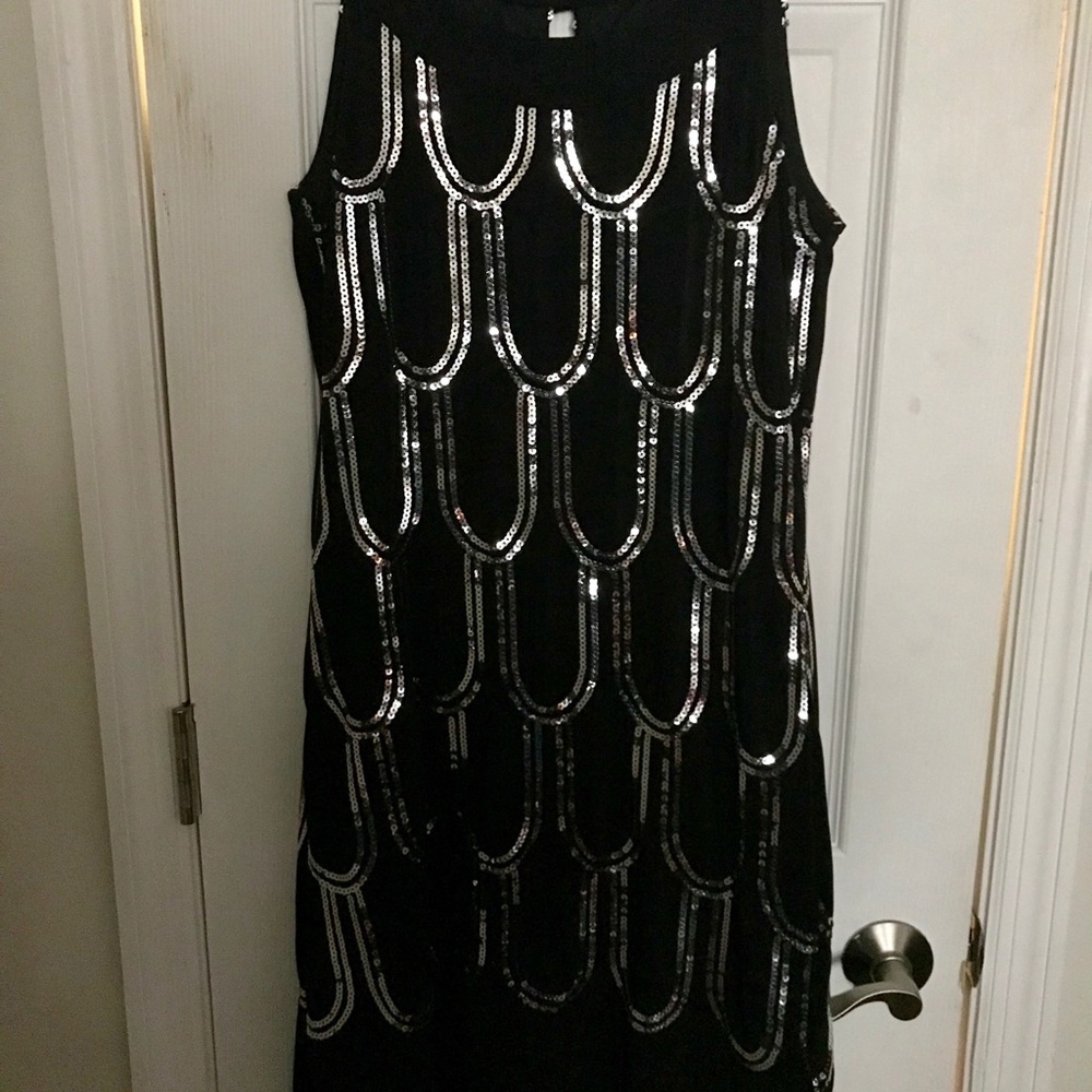 🌺SALE🌺SEQUIN EMBELLISHED🌺COCKTAIL DRESS🌺6/S🌺 - Picture 3 of 8